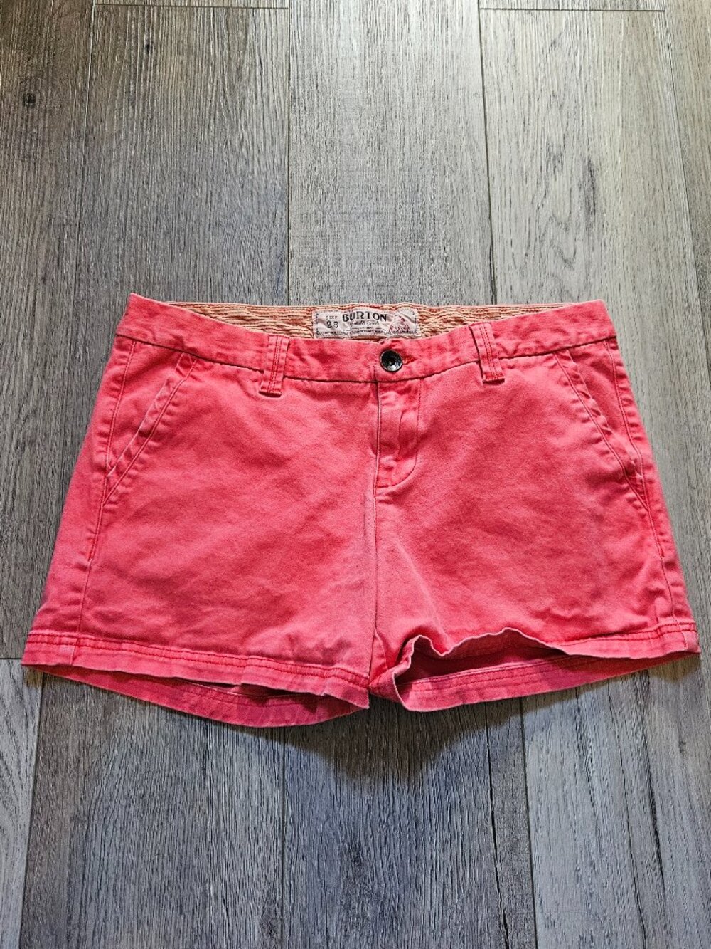 Burton Durable Goods Coral Pink Mid-Rise Stretch Cotton Chino Shorts Size 28